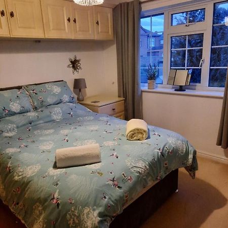 Redmire - 2 Bed 1St Floor Flat Overlooking Green Apartment Darlington  Exterior photo