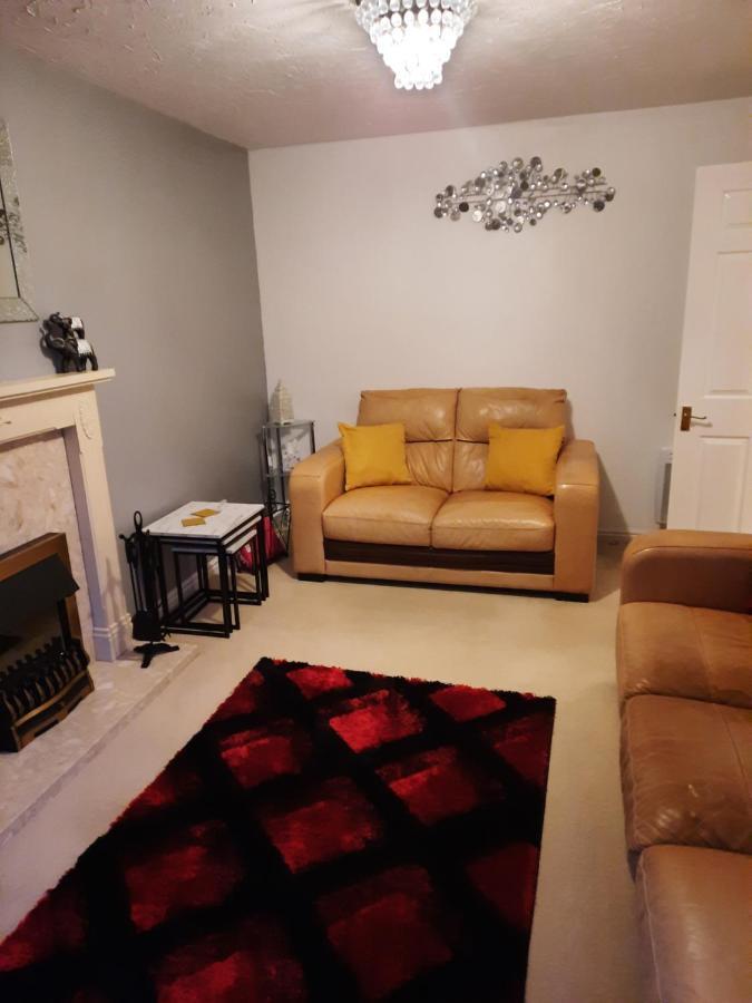 Redmire - 2 Bed 1St Floor Flat Overlooking Green Apartment Darlington  Exterior photo
